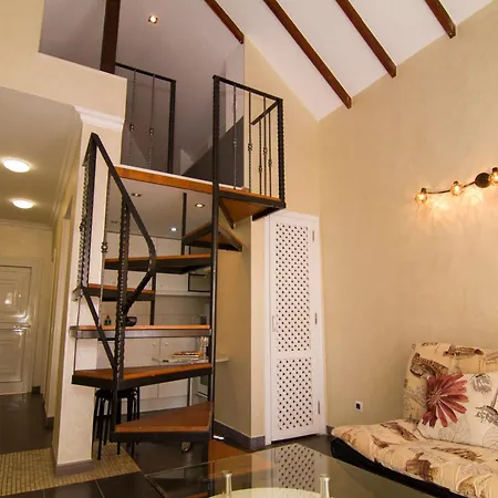 Yucca Park أذيخي