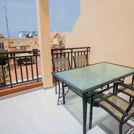 Yucca Park أذيخي