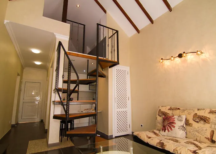 Yucca Park Costa Adeje (Tenerife)