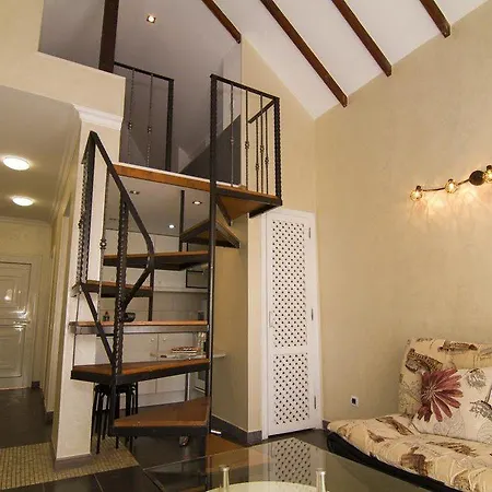 Yucca Park אדחה