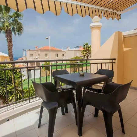 מלון דירות Yucca Park 3*