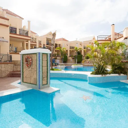Yucca Park מלון דירות אדחה