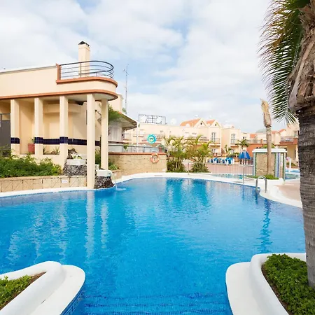 מלון דירות Yucca Park 3*