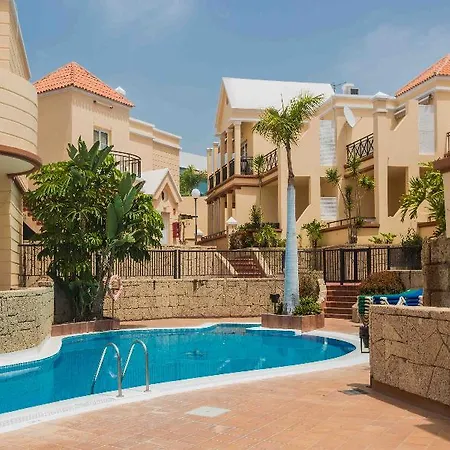 Yucca Park 아데제