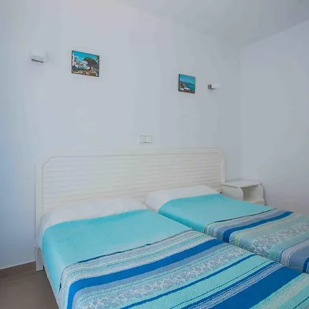 Yucca Park אדחה