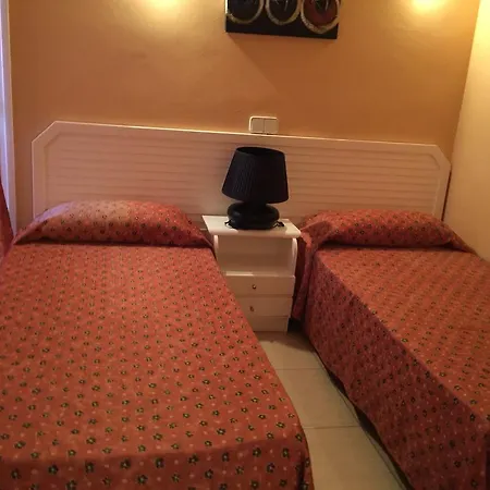 Yucca Park Apart-hotel Costa Adeje (Tenerife)
