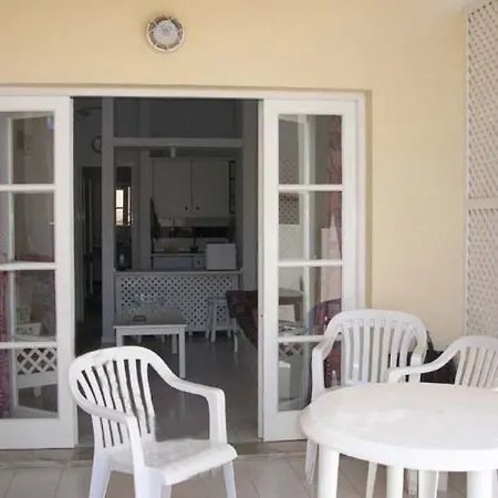 Yucca Park Lejlighedshotel 3*