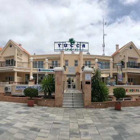 Yucca Park מלון דירות 3*