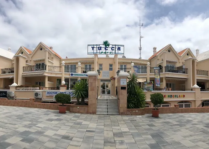 Yucca Park Aparthotel 3*