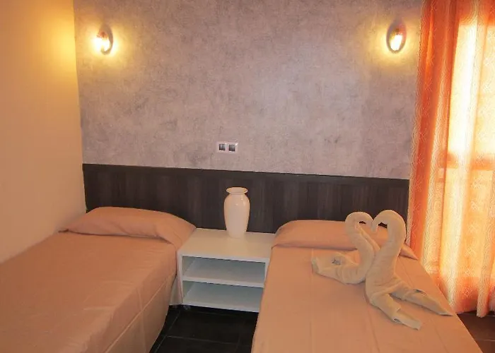 Yucca Park Lägenhetshotell 3*